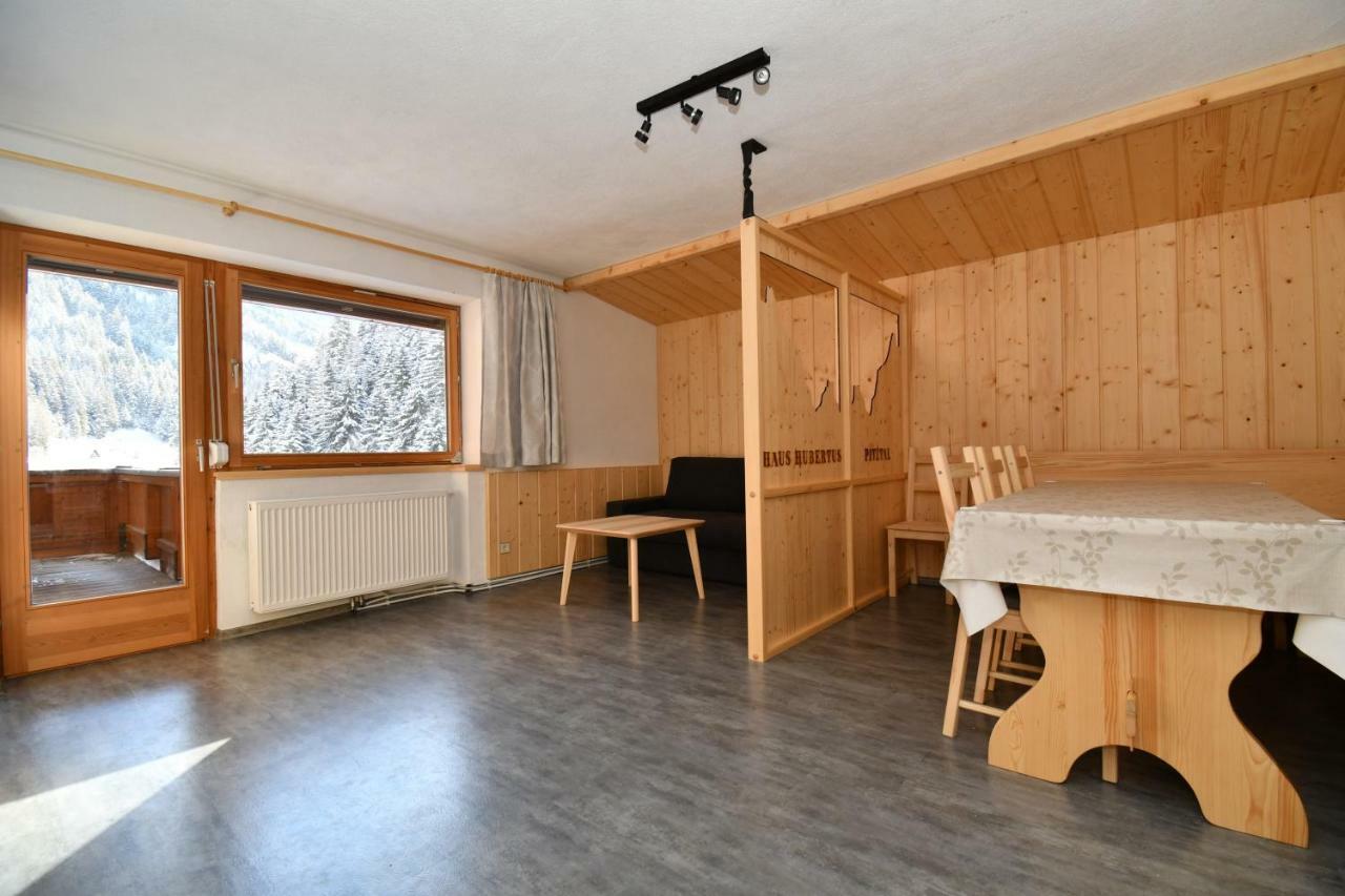 Haus Hubertus Apartment Sankt Leonhard im Pitztal Luaran gambar