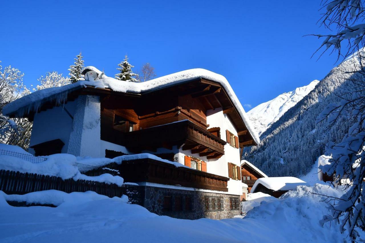 Haus Hubertus Apartment Sankt Leonhard im Pitztal Luaran gambar